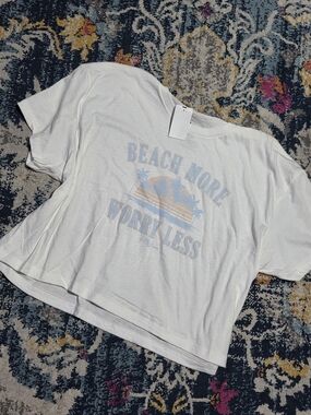 Beach More Worry Less White Cropped Graphic Tee